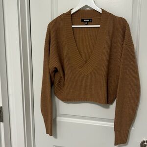 Misguided Cropped Camel V neck Sweater